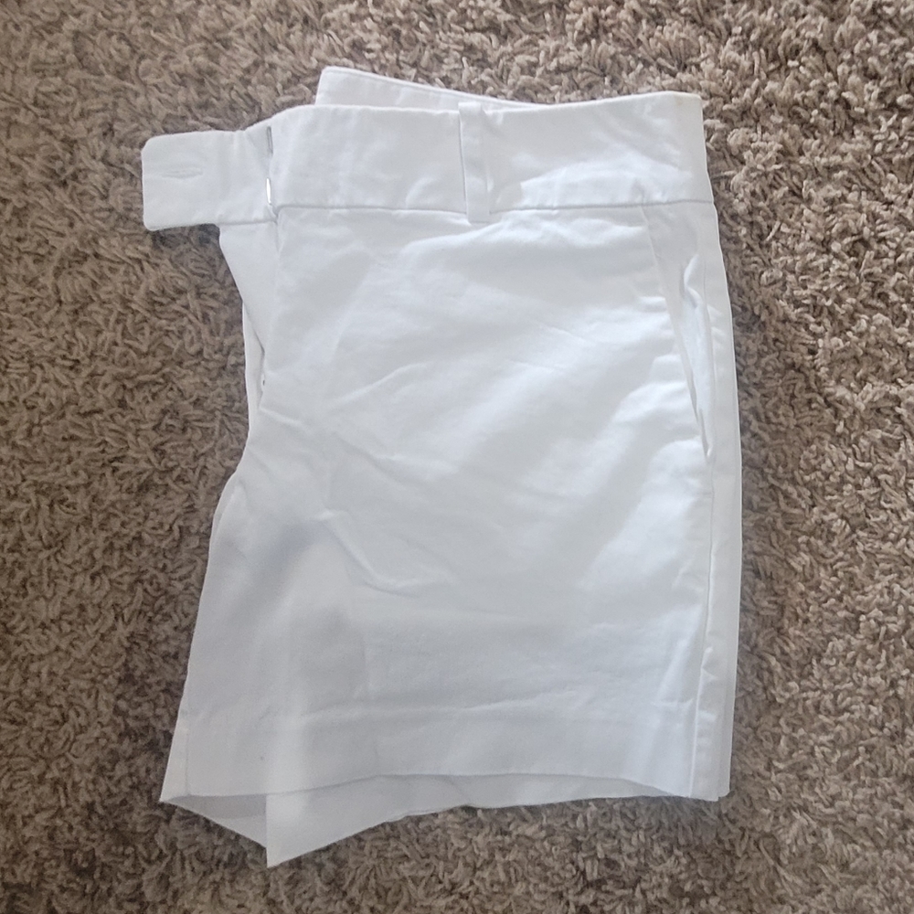 Shorts - Picture 3 of 4